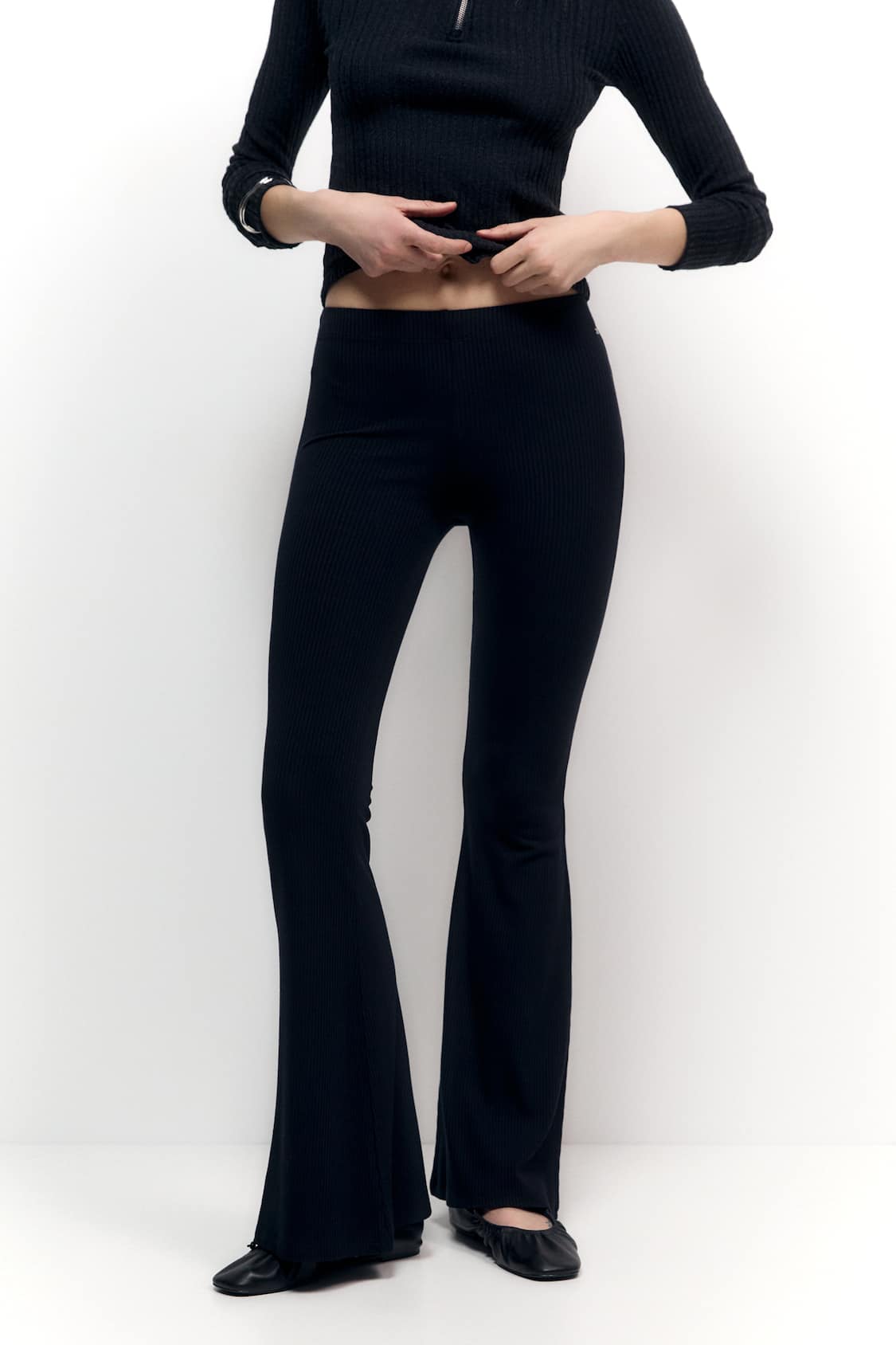 Wild Fable Pull-On Knit Stretch Flare Pants Bell Bottom Black Women's XXS  NEW