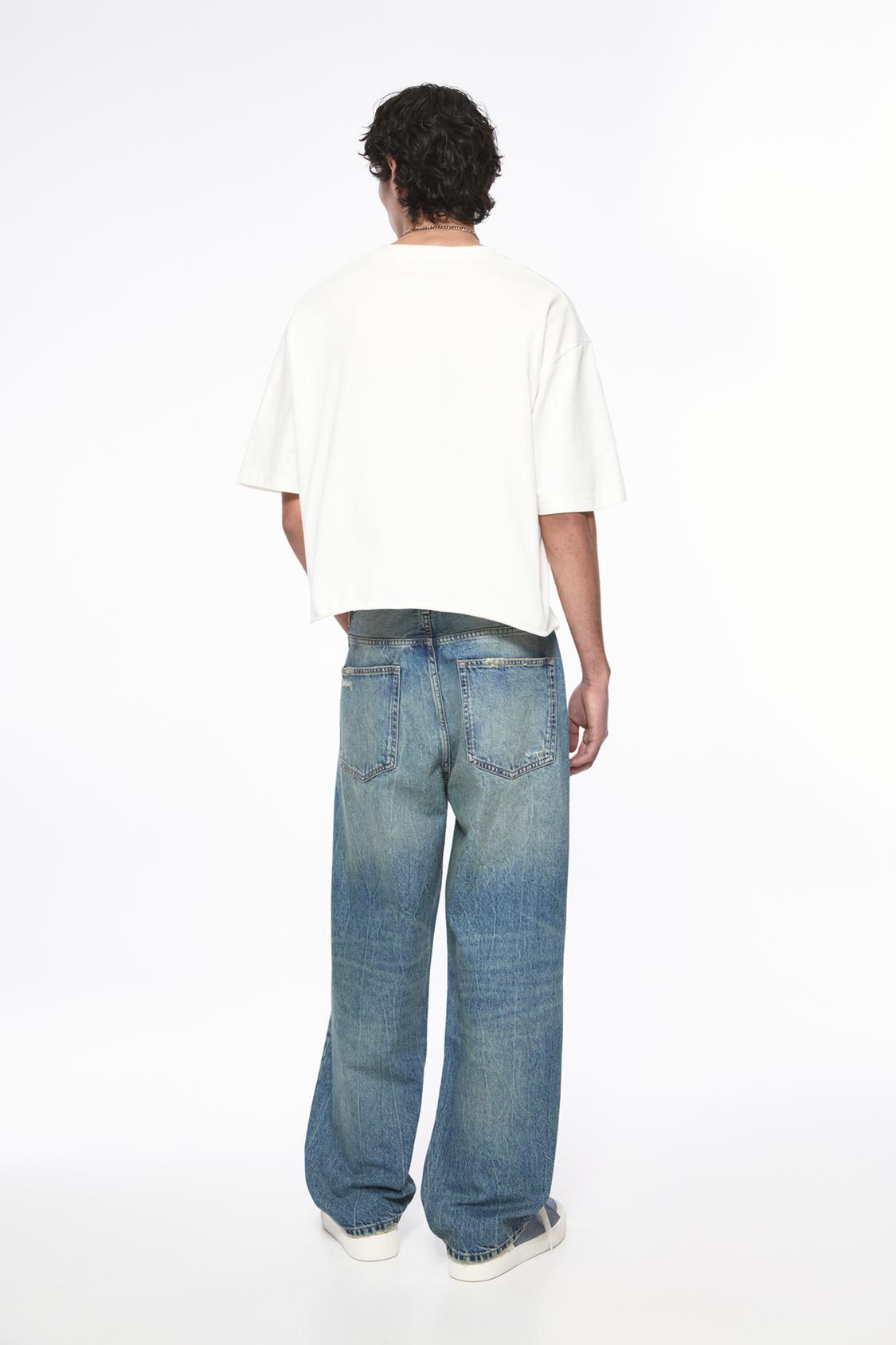 Baggy jeans with ripped details - pull&bear