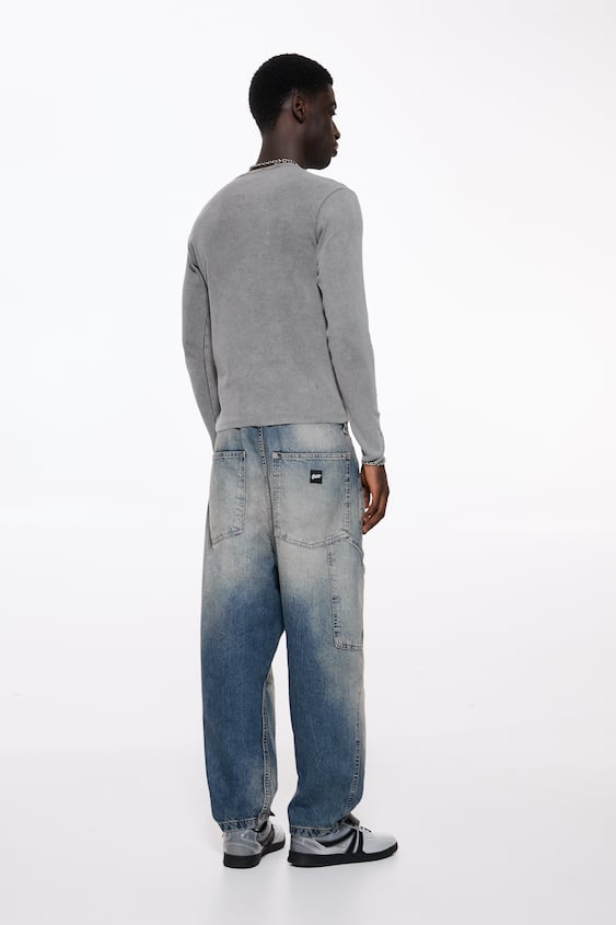 Buy Loose Fit Jeans online in KSA