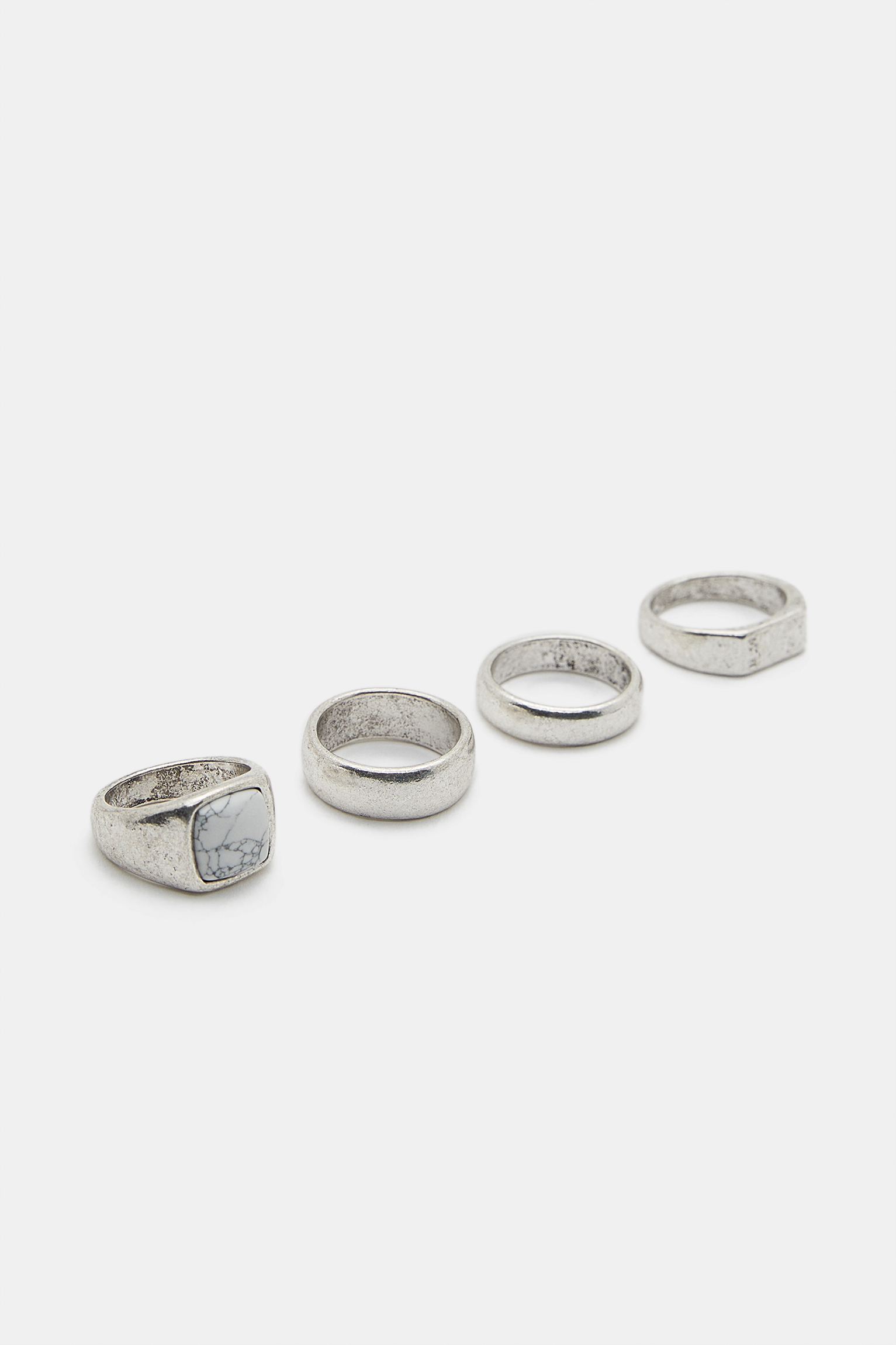 4 Piece Mixed Rhinestone Ring Set | Express