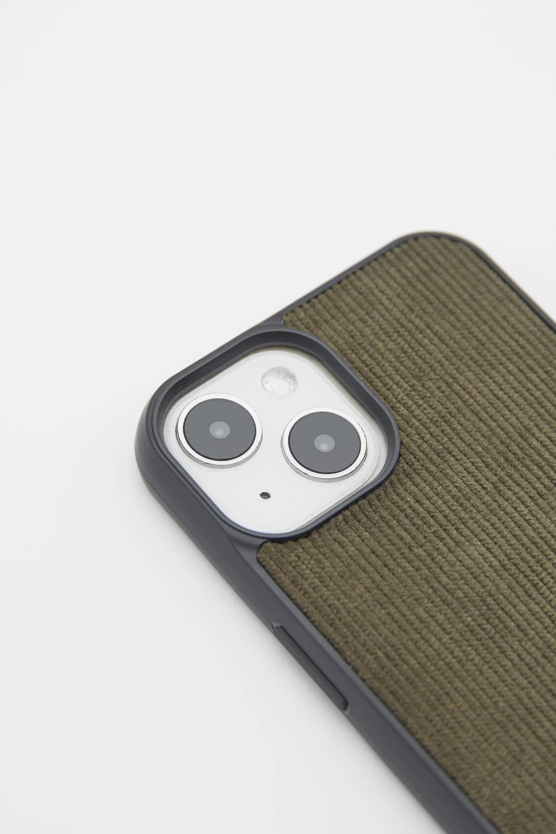 Capa iPhone com xadrez e caras sorridentes - PULL&BEAR