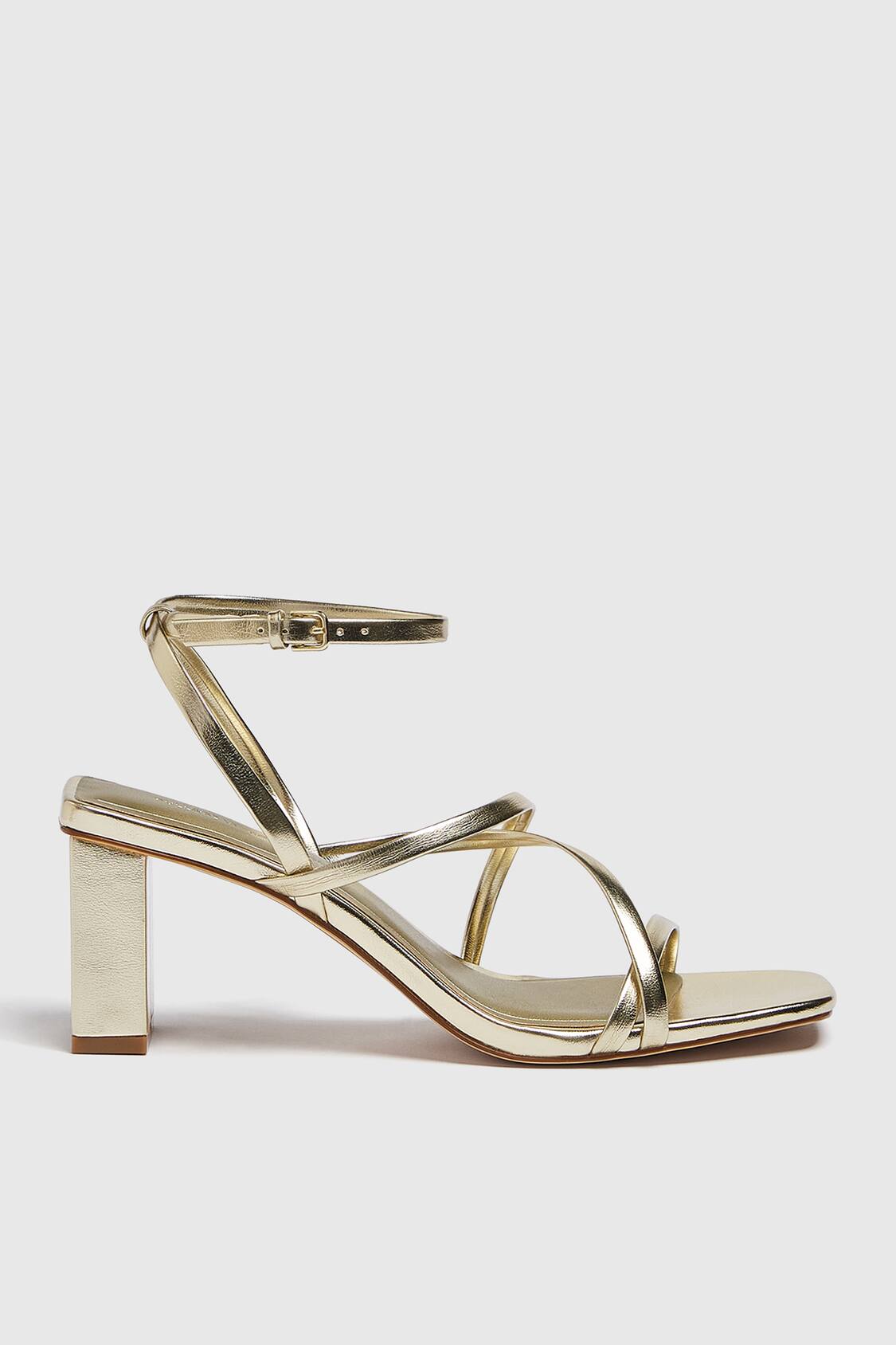 Heeled sandals with crossover straps - pull&bear