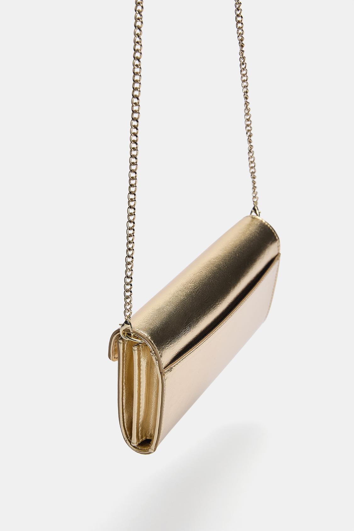 Metallisierte Umhängetasche im Clutch-Format - PULL&BEAR