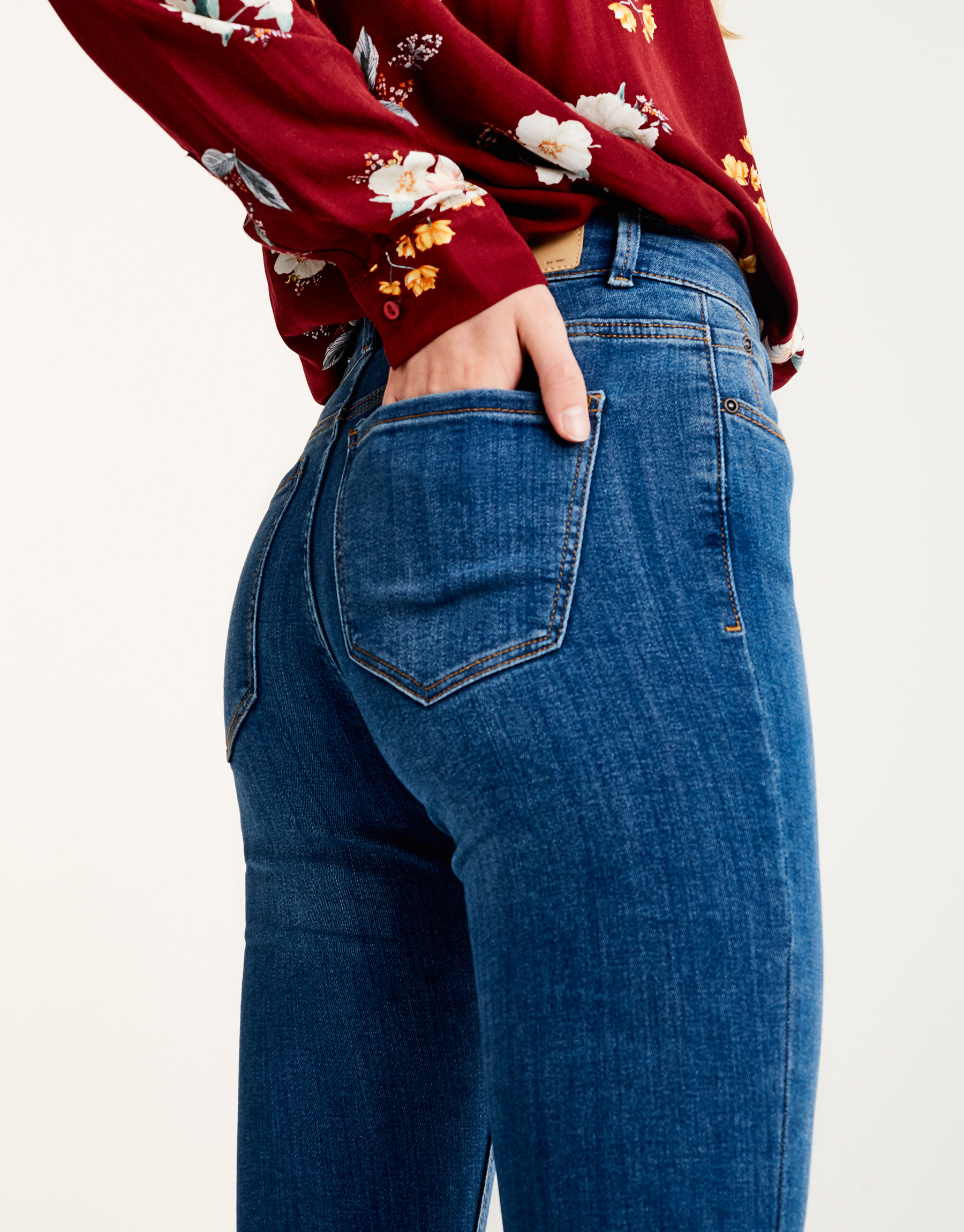 Women's Jeans for Spring/Summer 2017 | PULL&BEAR