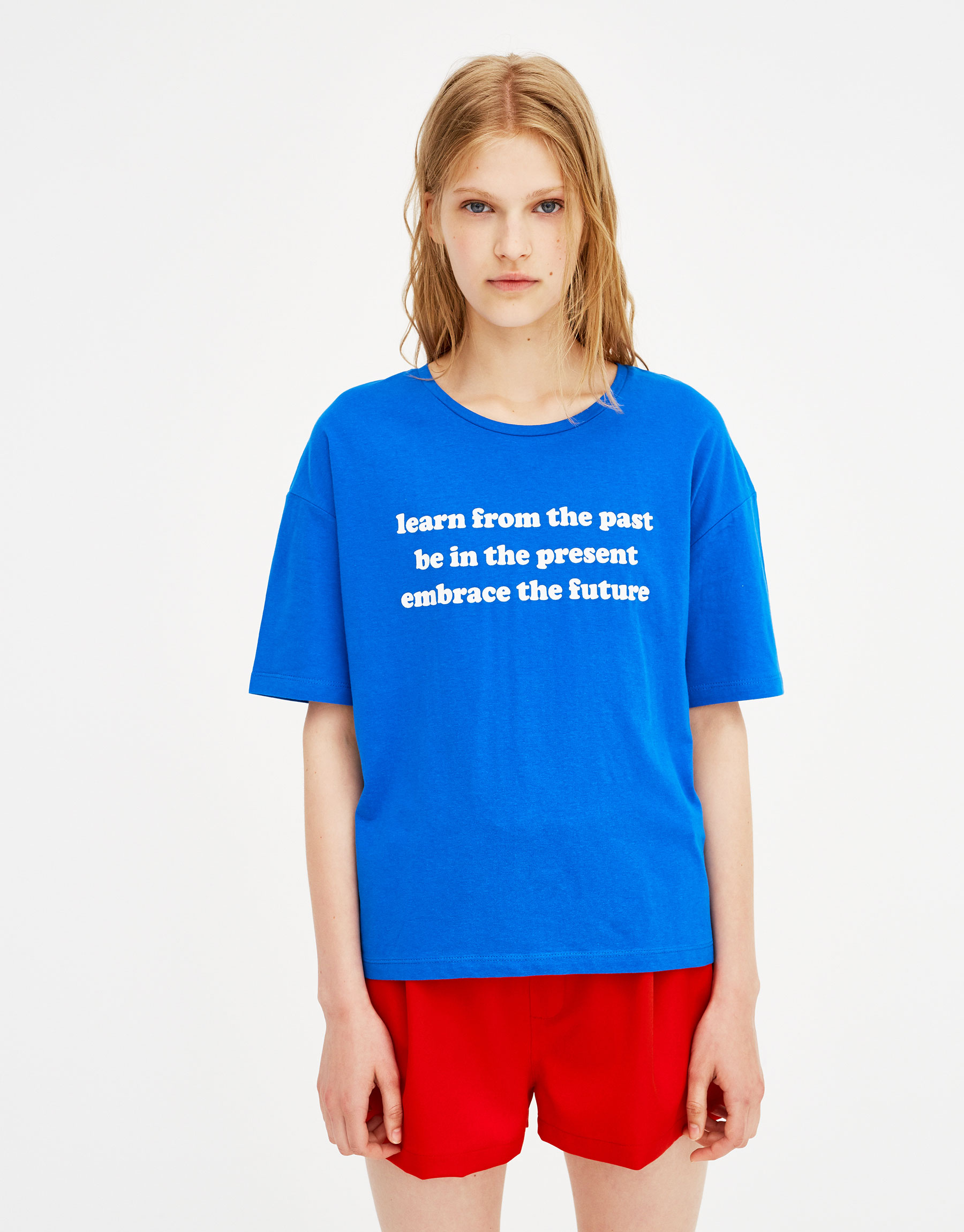 Pull & Bear Short sleeve cropped T-shirt with slogan at £4.99 | love ...