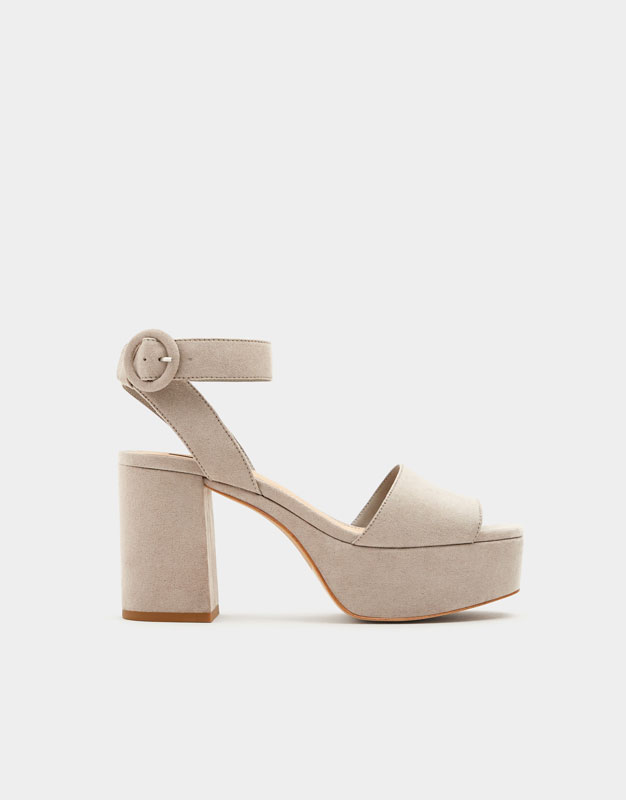 pull and bear high heels