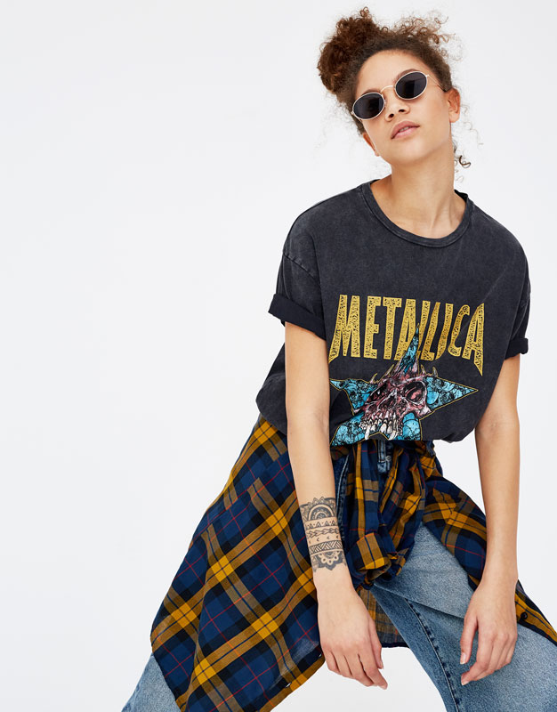 metallica t shirt pull and bear