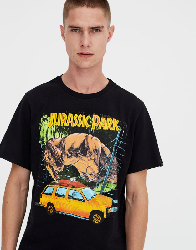 pull and bear jurassic park t shirt