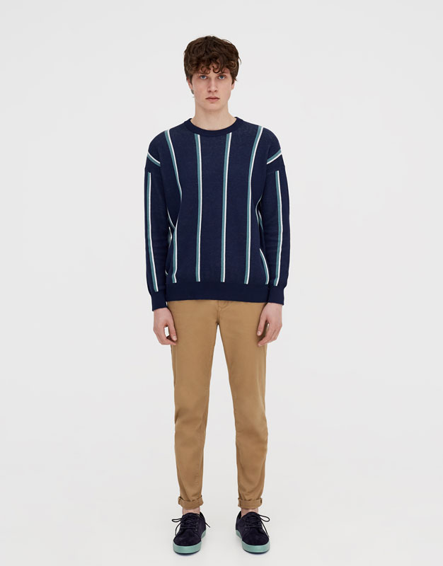 calças chino pull and bear