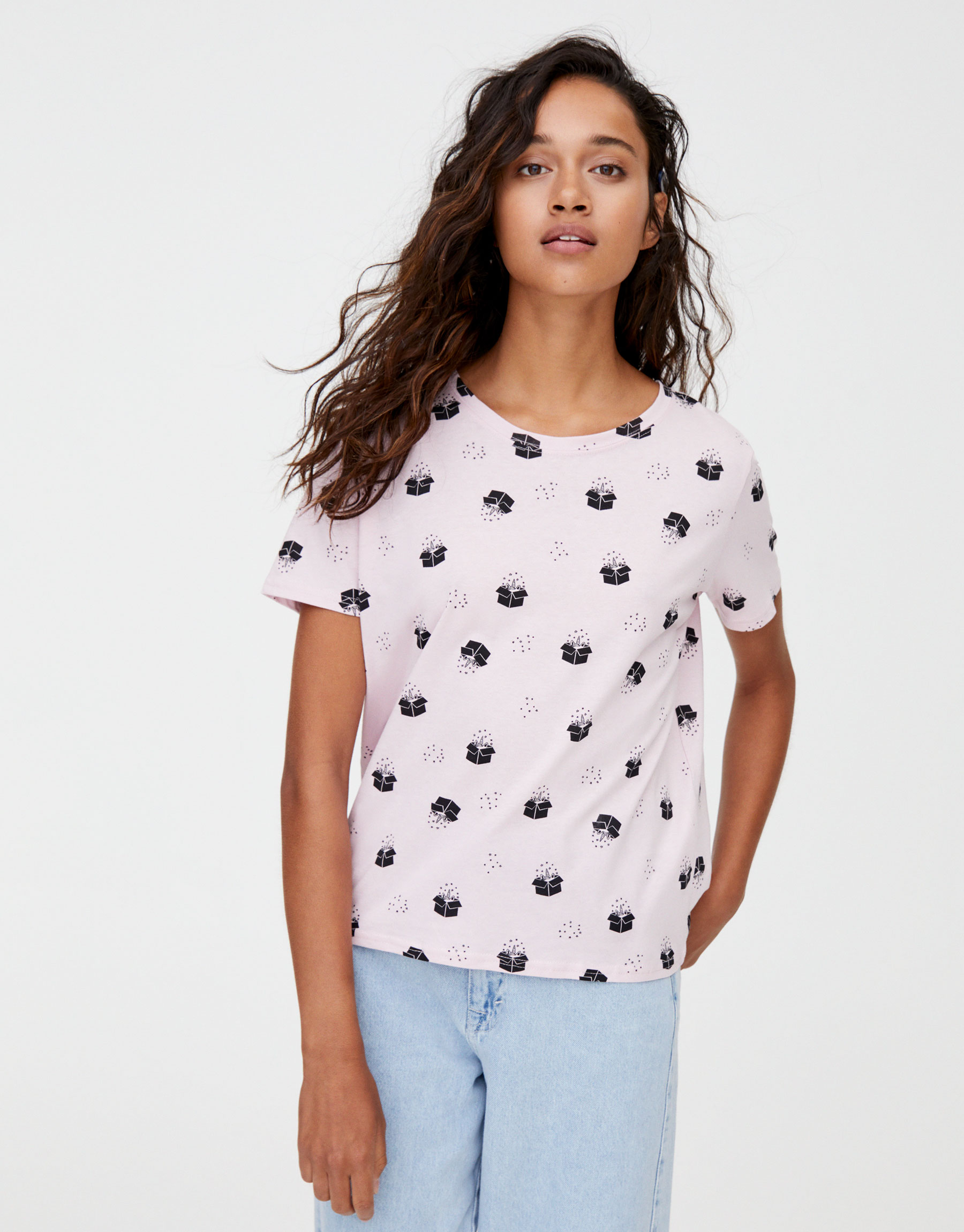 pull and bear unicorn t shirt