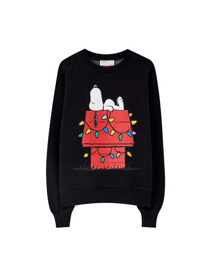 sudadera snoopy pull and bear