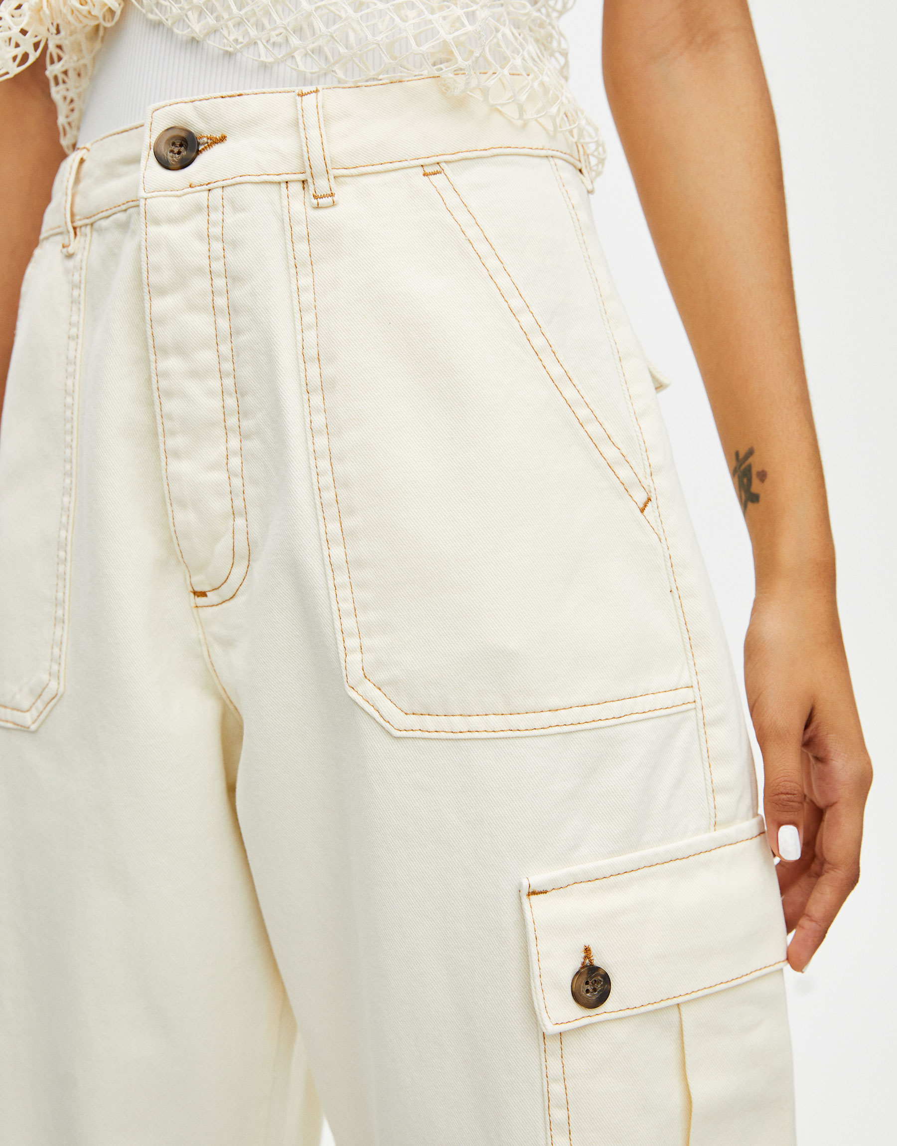 cargo pants pull and bear