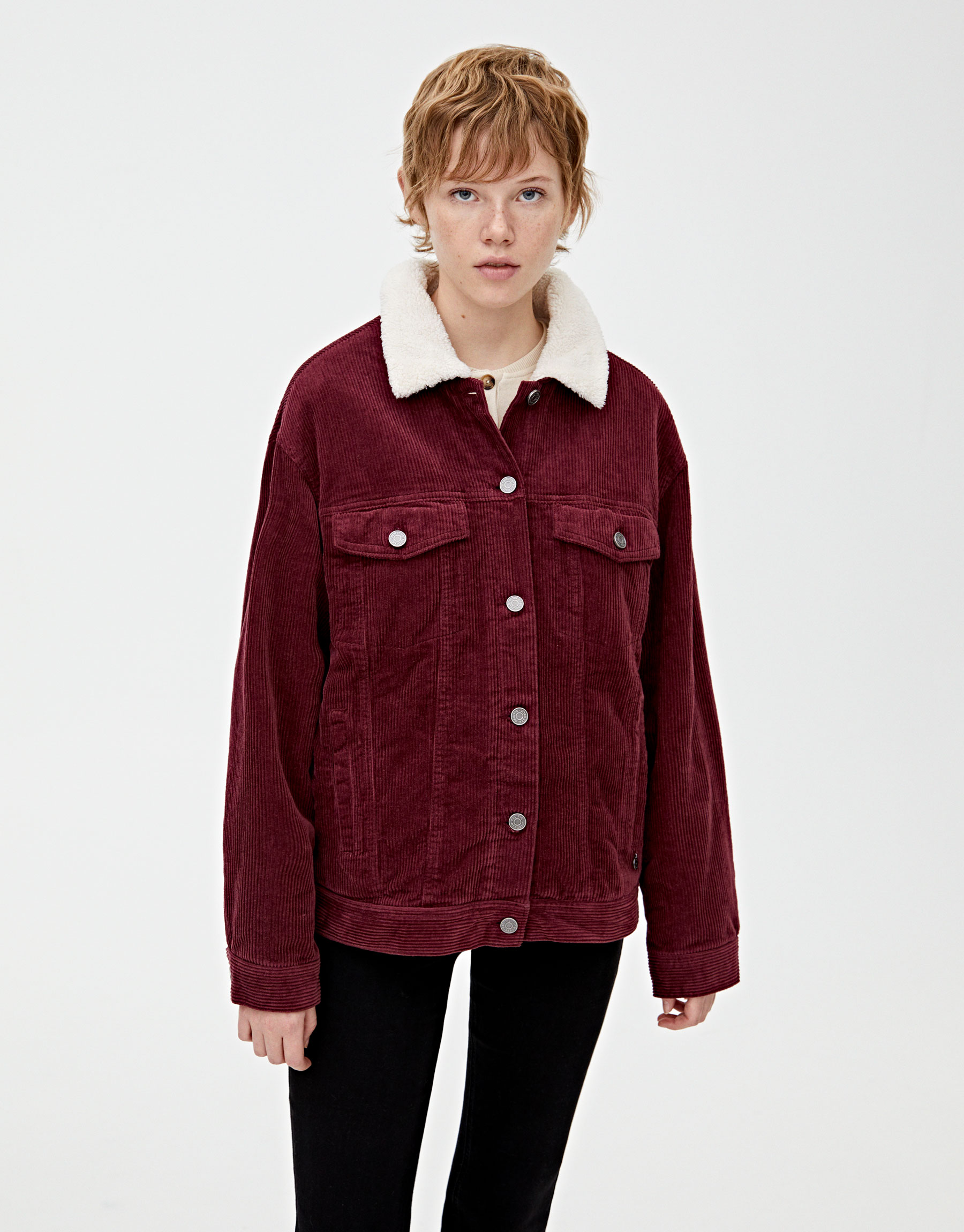 Pull & Bear - Oversized corduroy jacket with faux shearling