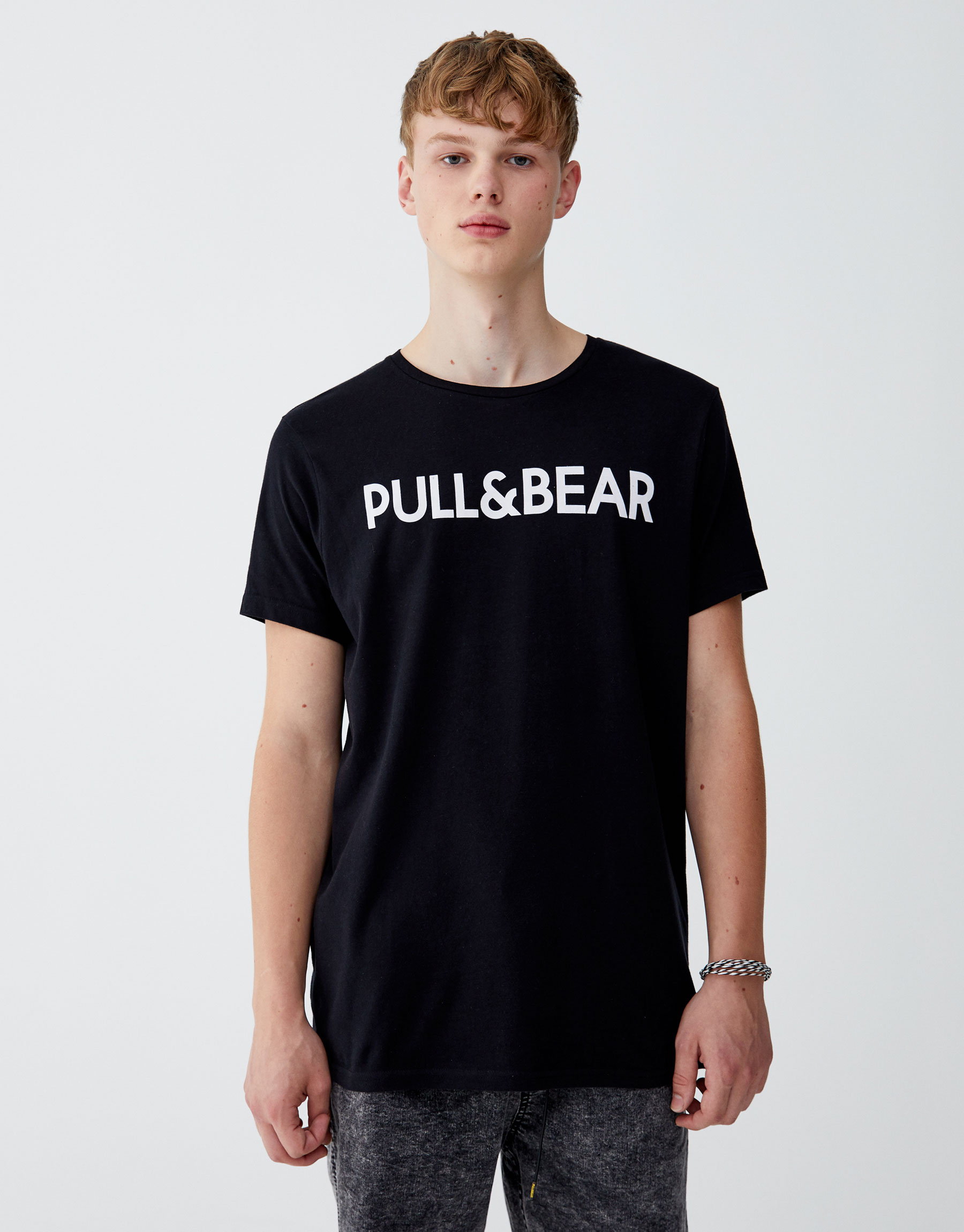 Pull and bear one utama