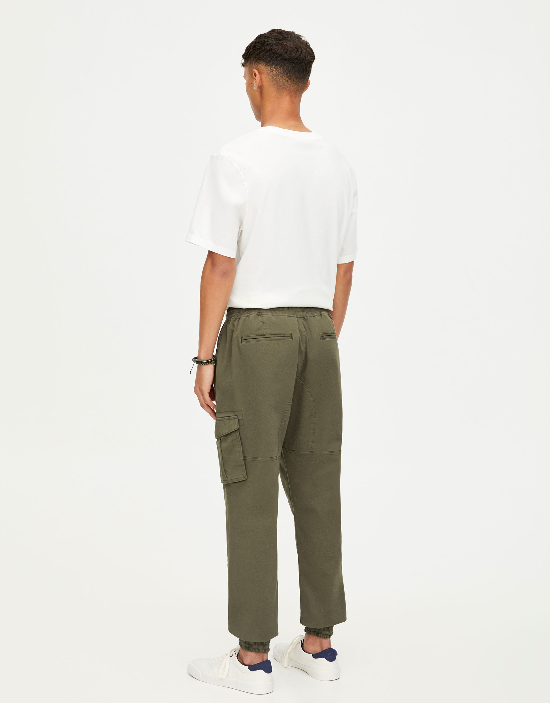 pull and bear cargo joggers