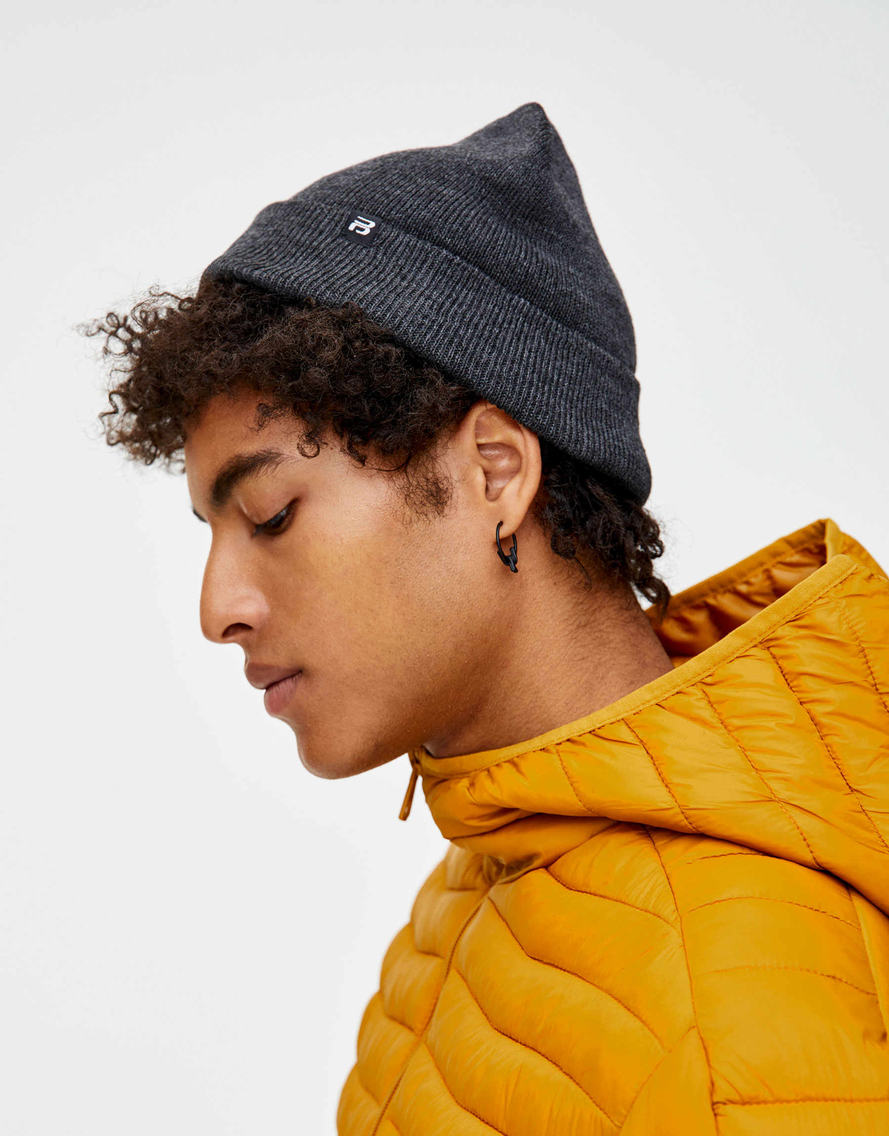 pull and bear bonnet