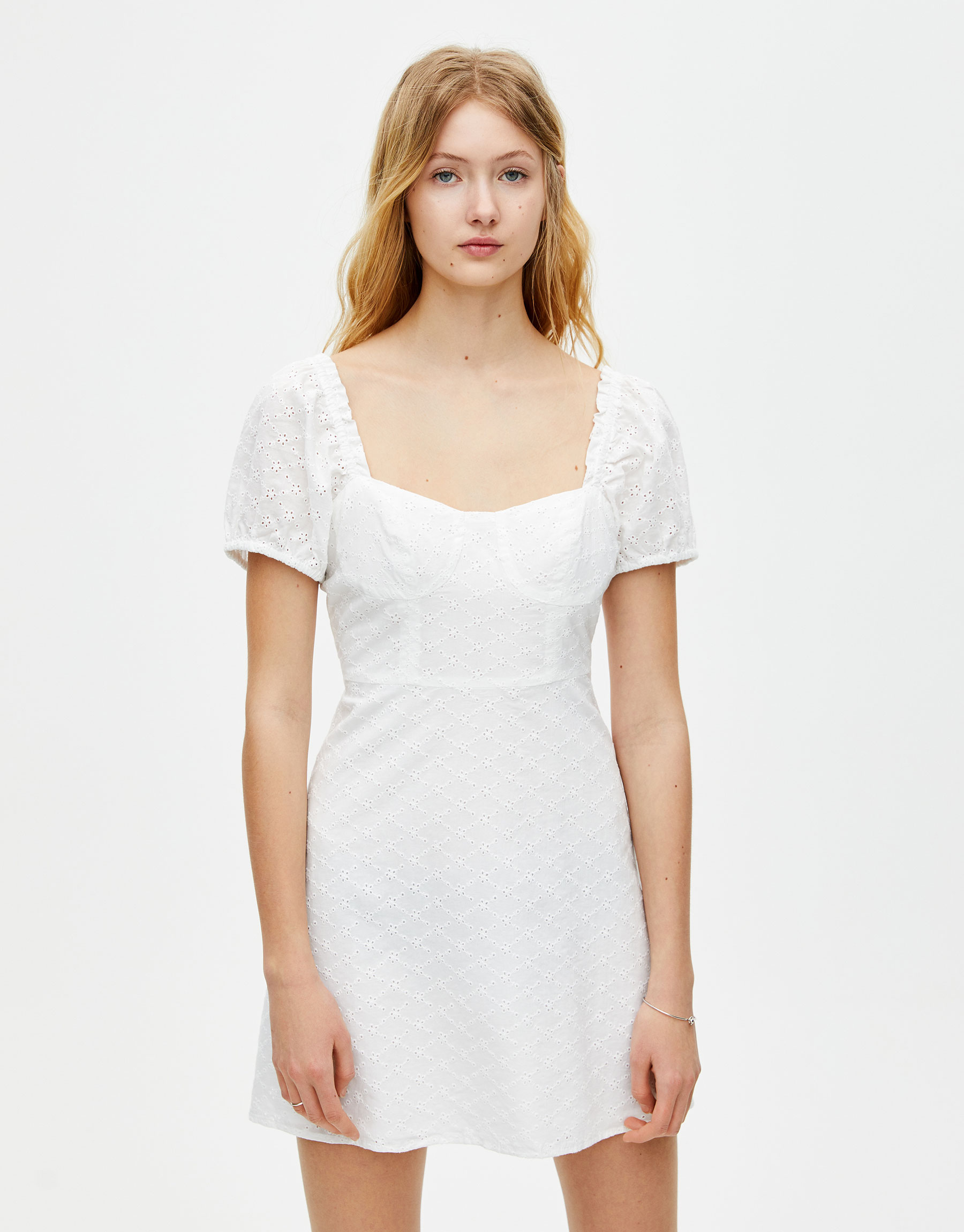 white dress pull and bear