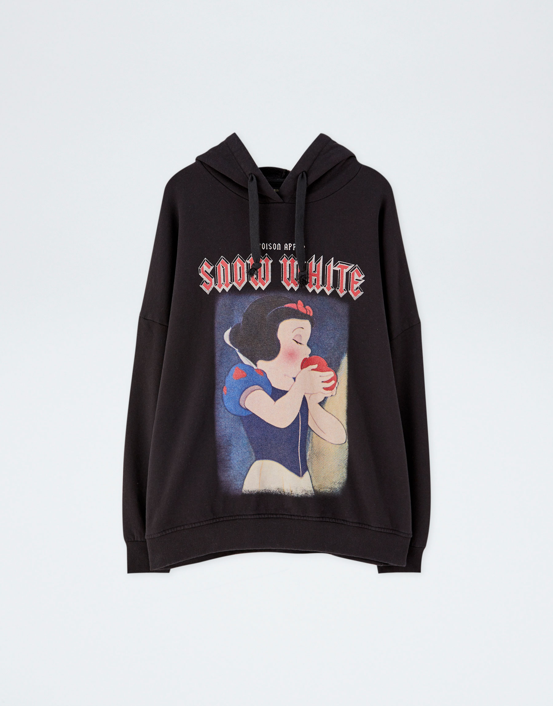 pull and bear snow white hoodie