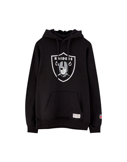 Sudadera raiders pull and bear Clearance