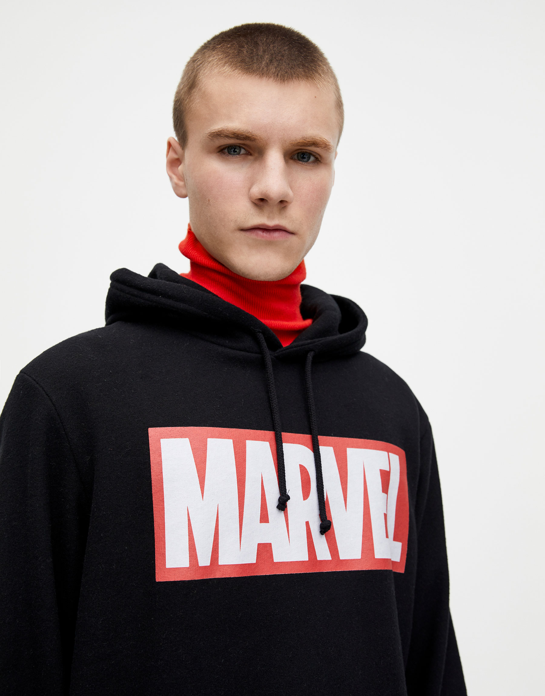 pull and bear marvel hoodie