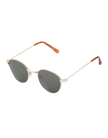 gafas sol pull and bear