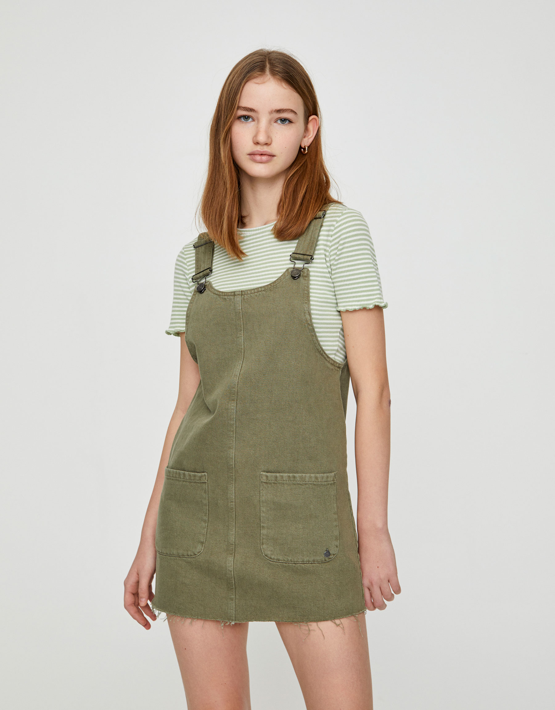 Modalite.net - Pull & Bear - Short cotton overall dress with pockets
