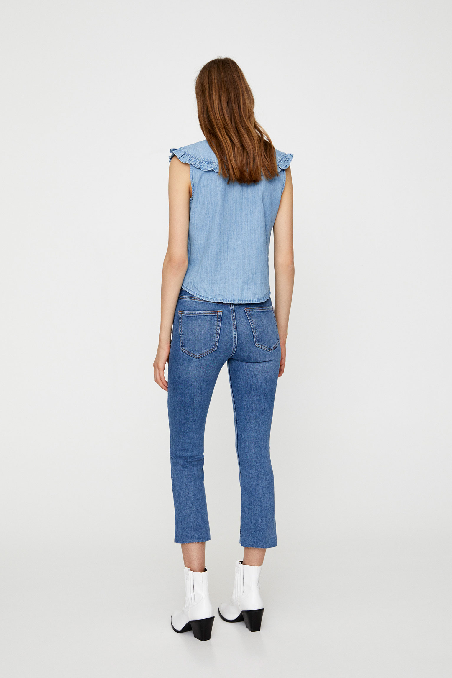 pull and bear flared jeans