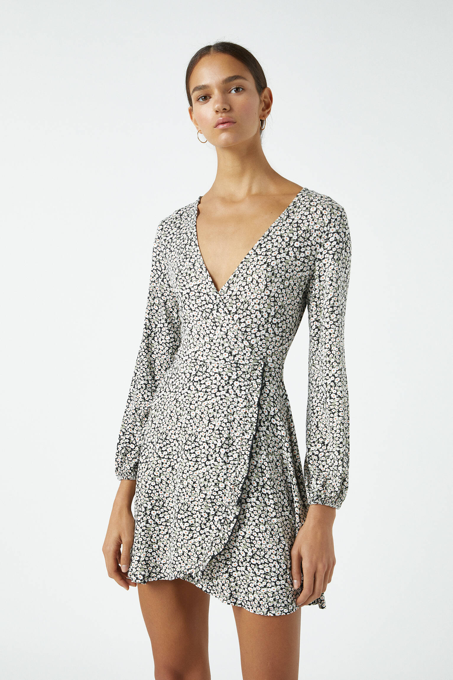 pull and bear wrap dress