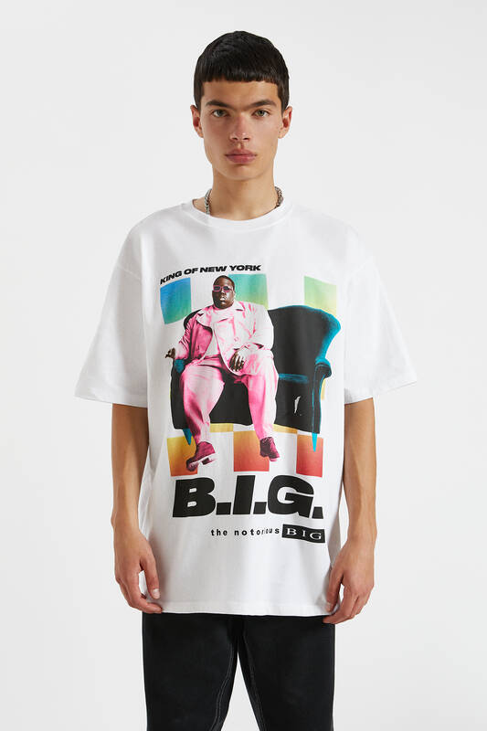 Licensed T Shirts For Women And Men Pull Bear