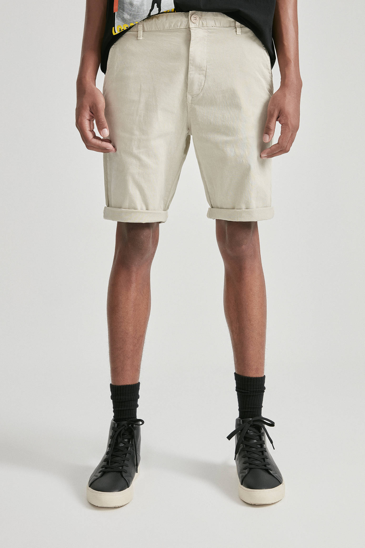 Pull\u0026Bear | Pull\u0026Bear Outlet For Mens And Womens | VinyasaHippla