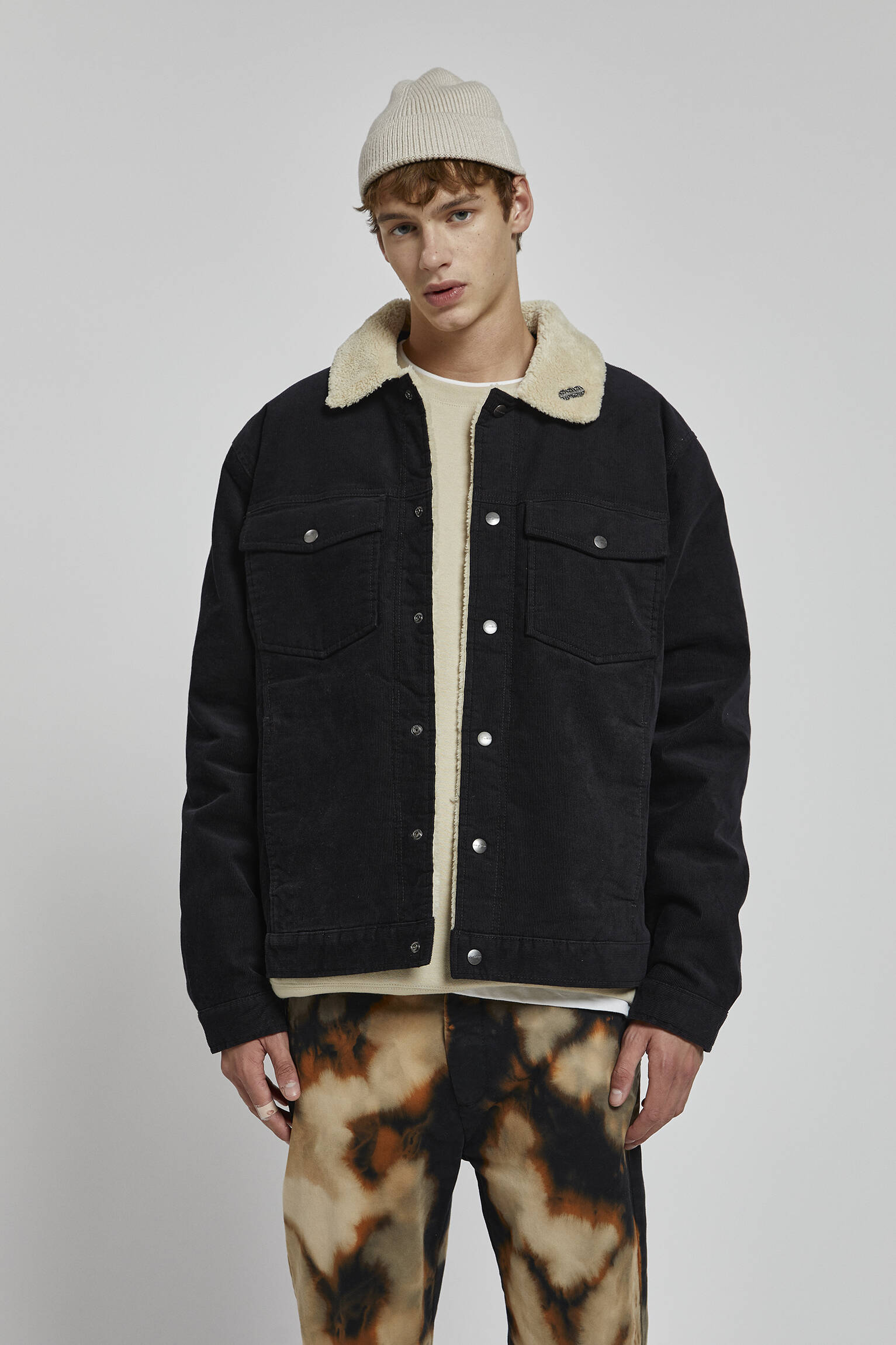 Pull & Bear - STWD trucker jacket with faux shearling collar