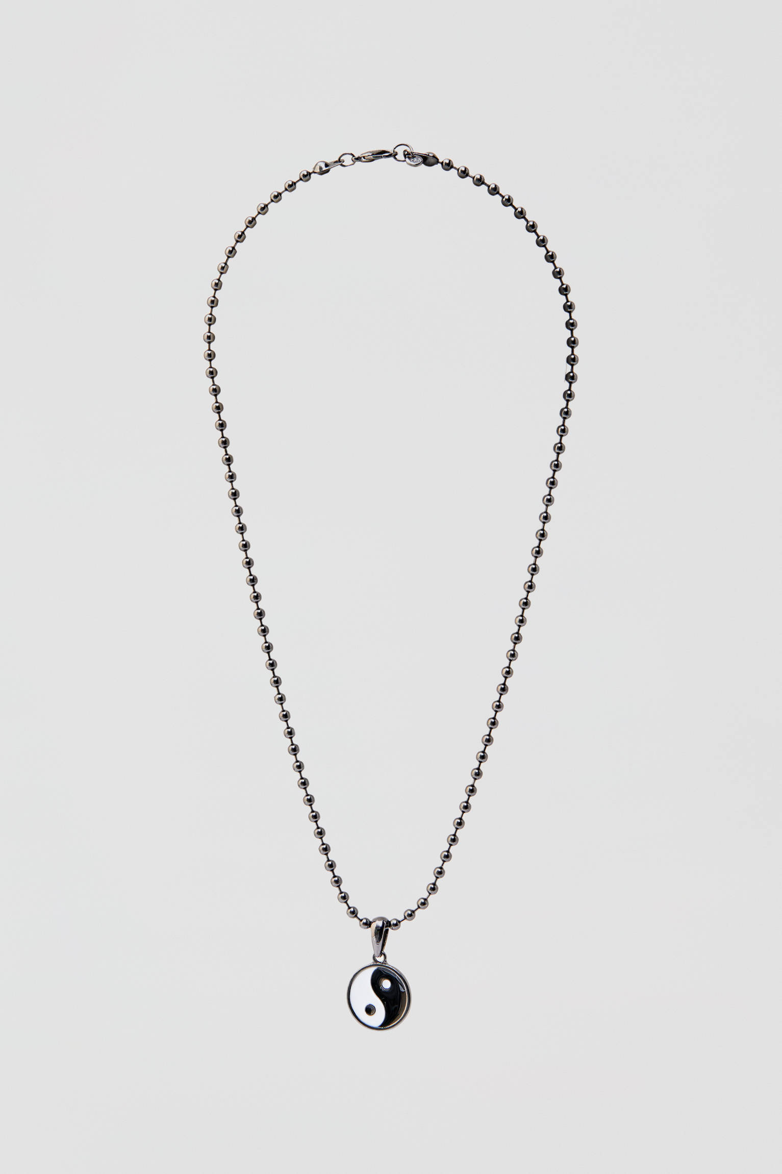 Pull & Bear - Yin and Yang necklace