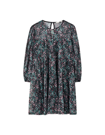 Check Out The Latest In Women S Dresses Pull Bear