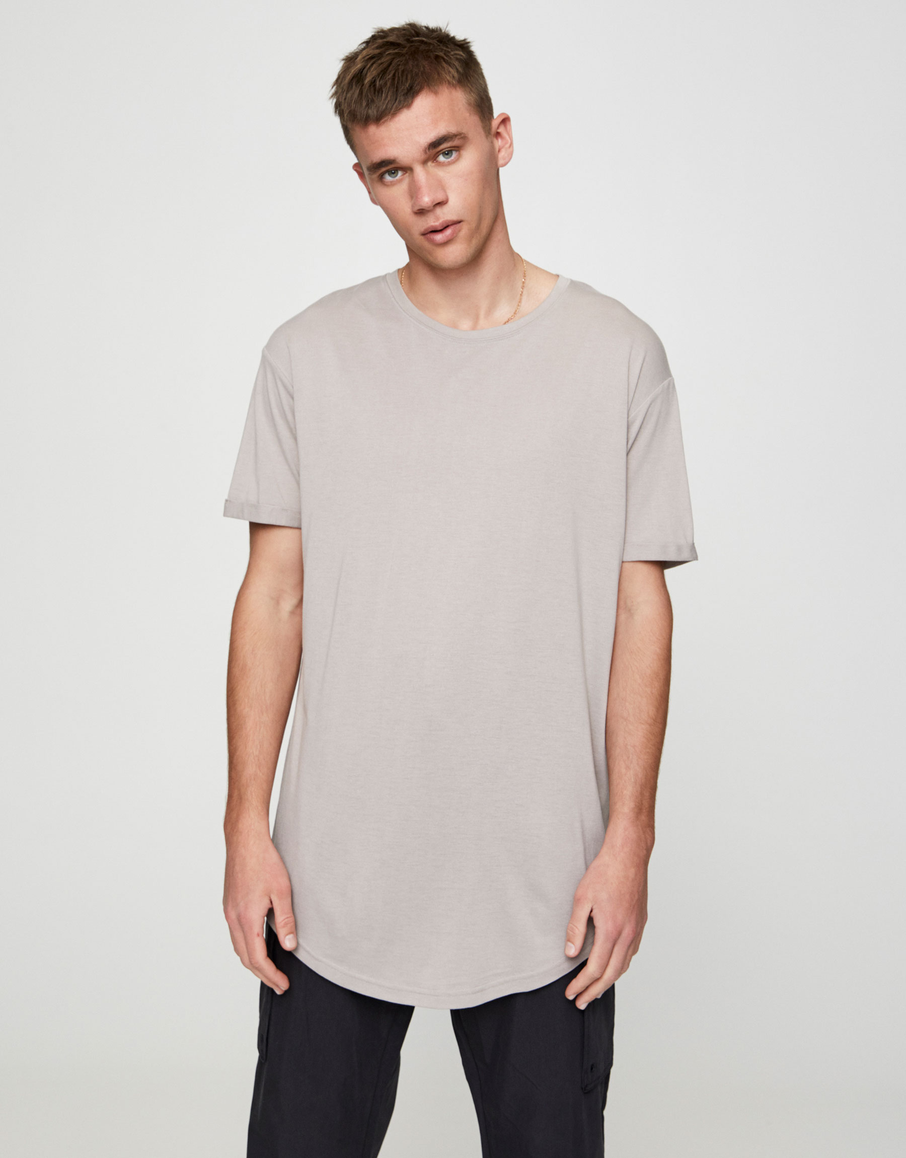 pull and bear longline t shirt