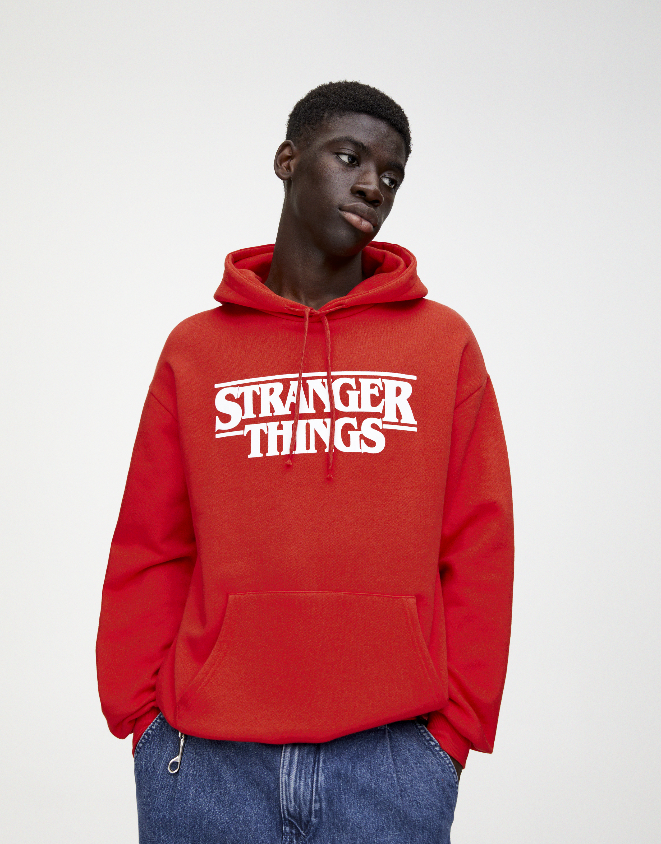 Stranger red. Stranger red. Толстовка stranger things. Redhead blog логотип. Redheaded juniper.