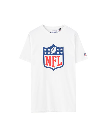 T-shirt with NFL illustration - PULL\u0026BEAR