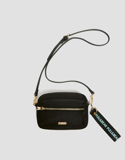 Calciu NecÄlcat NouÄ Pull And Bear Borsete Galeriabudapest Com