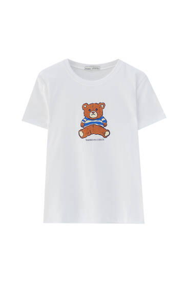 White T-shirt with bear illustration