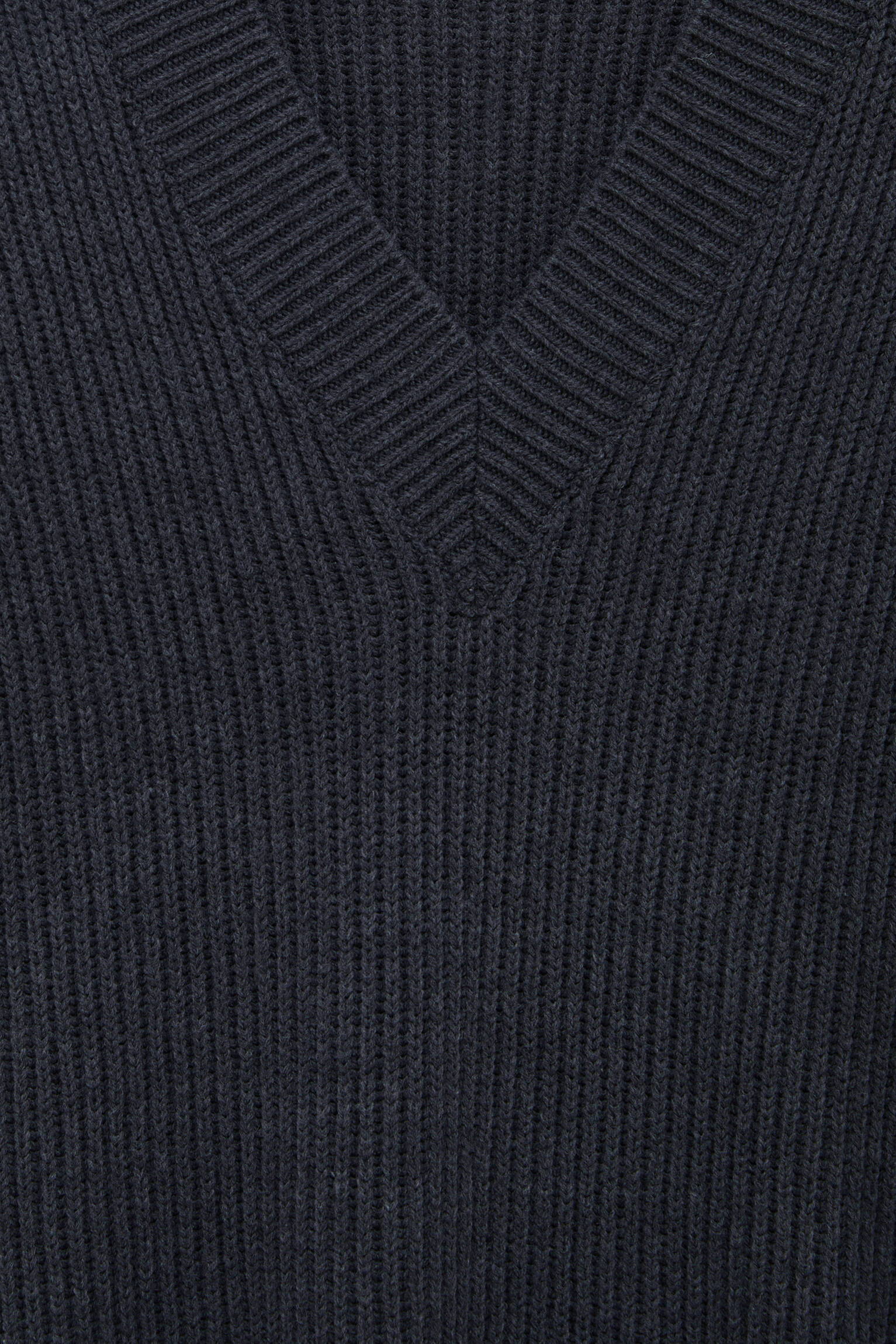 Pull \u0026 Bear - Chaleco punto cuello pico