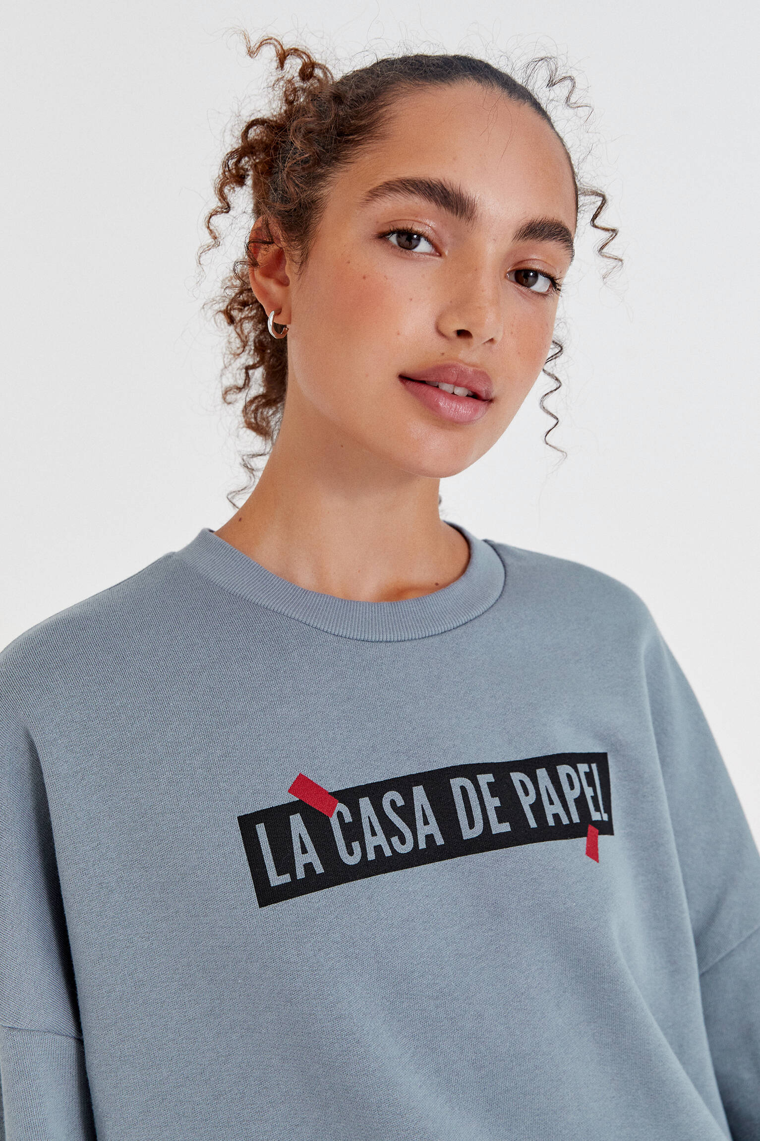 Pull \u0026 Bear - Sudadera La Casa de Papel x Pull\u0026Bear Team Heist