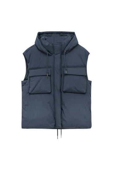 Quilted gilet with drawstring hood