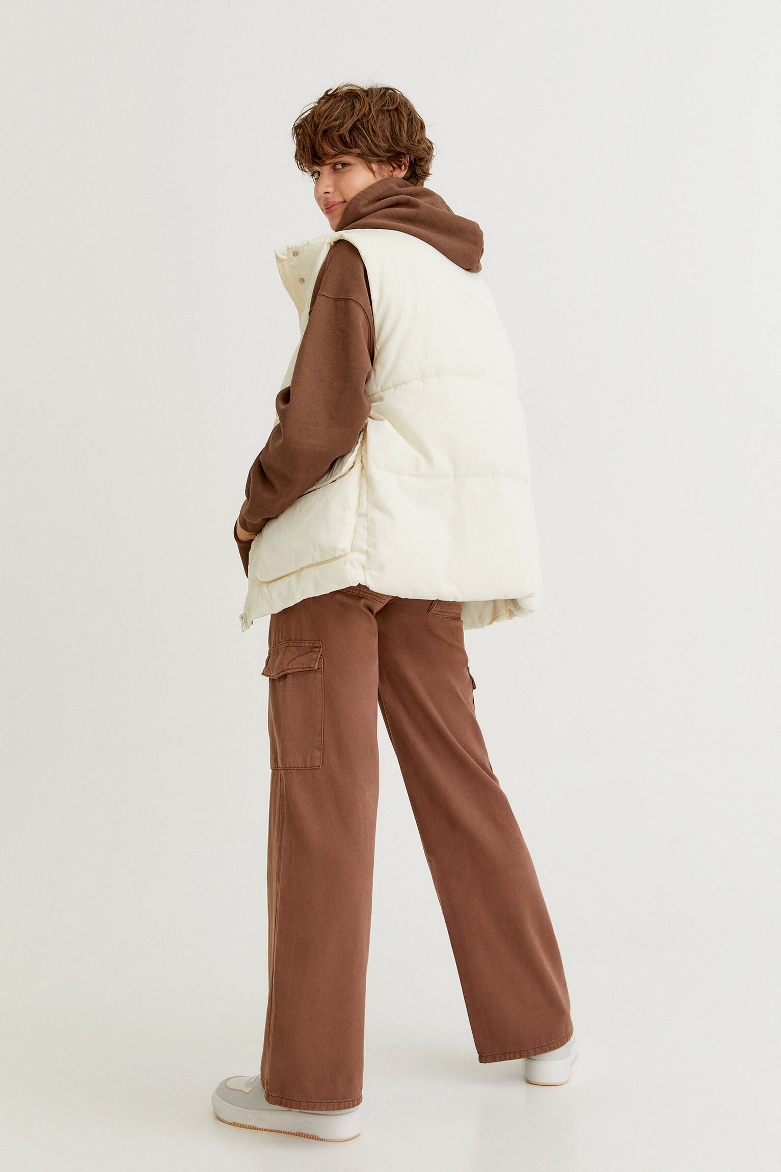 Pull \u0026 Bear - Chaleco acolchado bolsillos plastrón