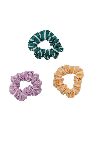Pack of striped ribbed scrunchies