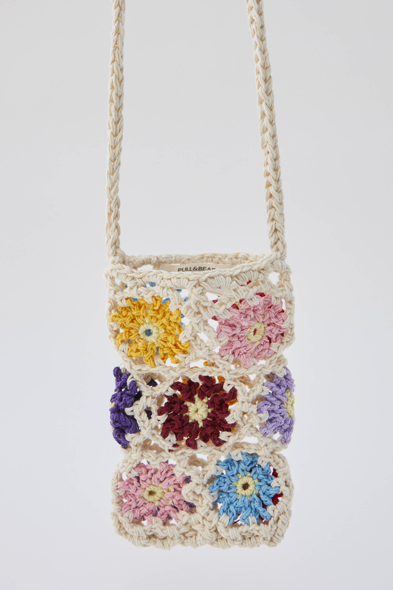 Pull & Bear - Colorful crochet mobile phone bag