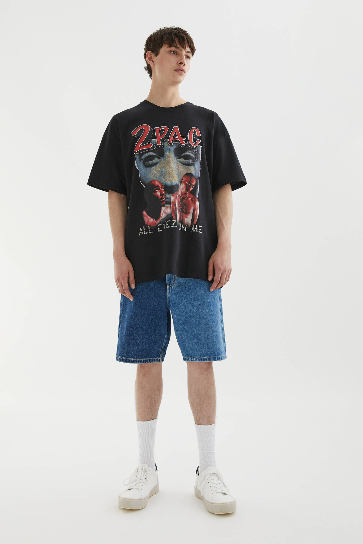Pull & Bear - Tupac “All Eyez on Me” T-shirt