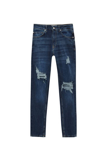 Premium carrot fit jeans with ripped details
