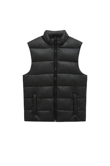 chaleco negro hombre