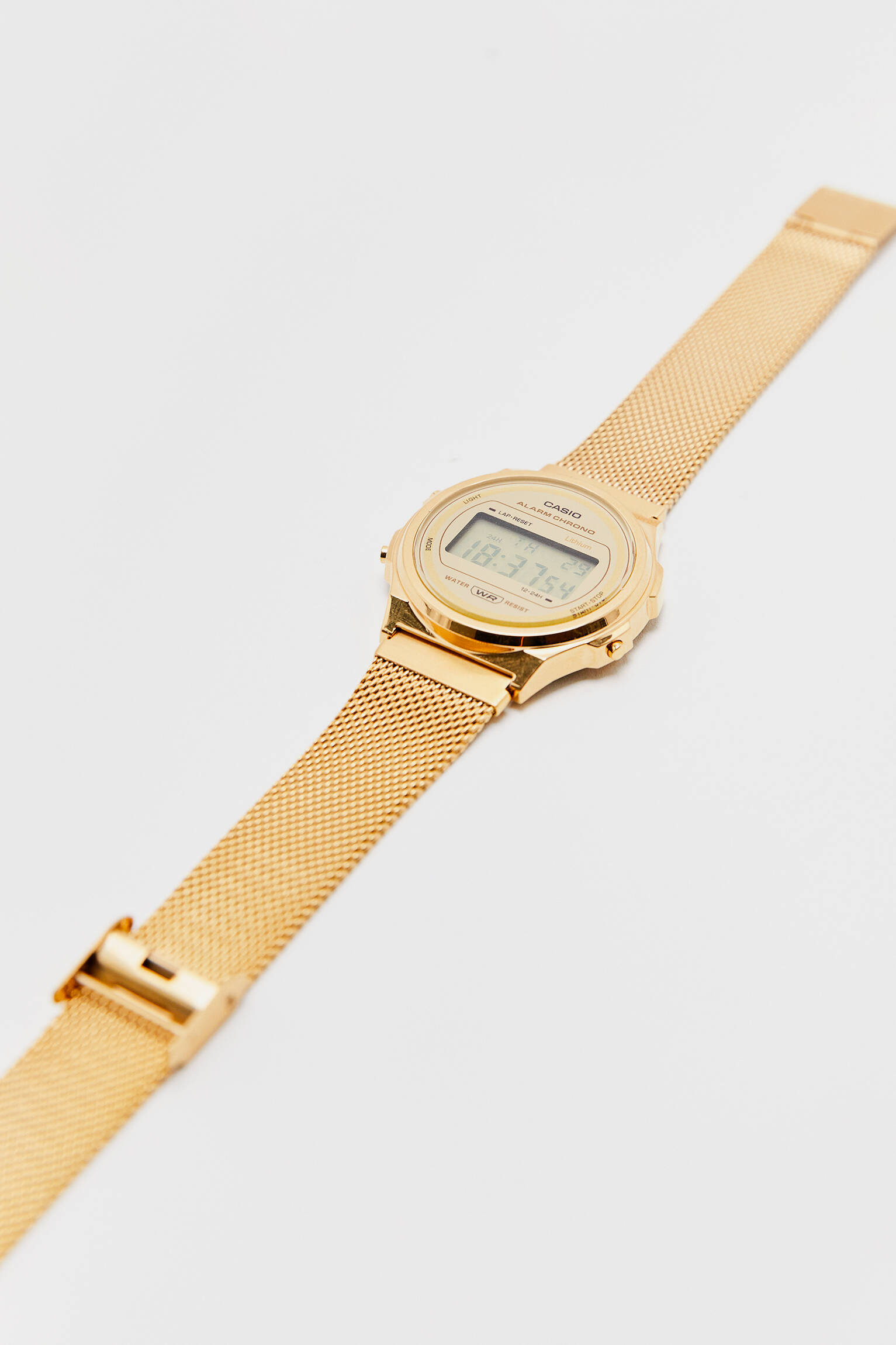 Pull \u0026 Bear - Casio A171WEMG-9AEF digital watch