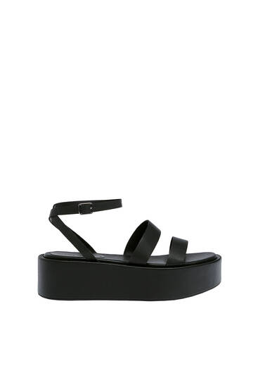 جينز يتغيرون حاجز الطريق pull and bear sandalias negras - muradesignco.com