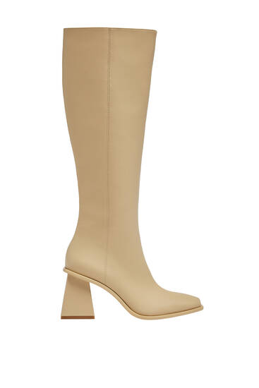 High-heel boots with square toe
